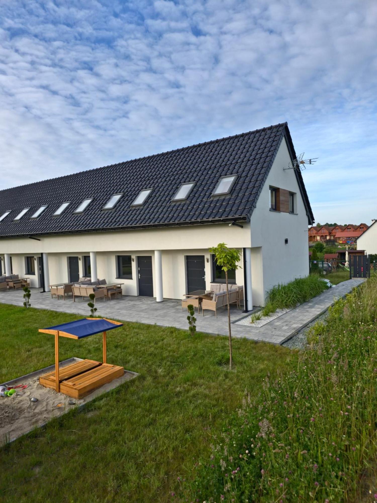 Chalet Sunrise Marina Mielno- *